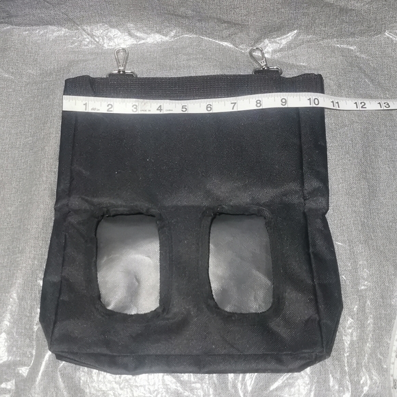 Hay Feeder for rabbit guinea pig black hanging New without tags - Picture 2 of 5